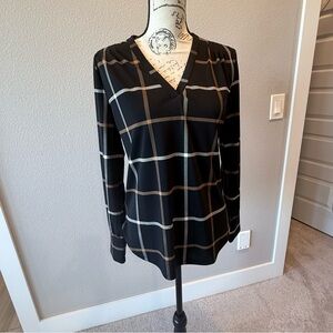 Ann Taylor Black and Tan Plaid V-Neck Top